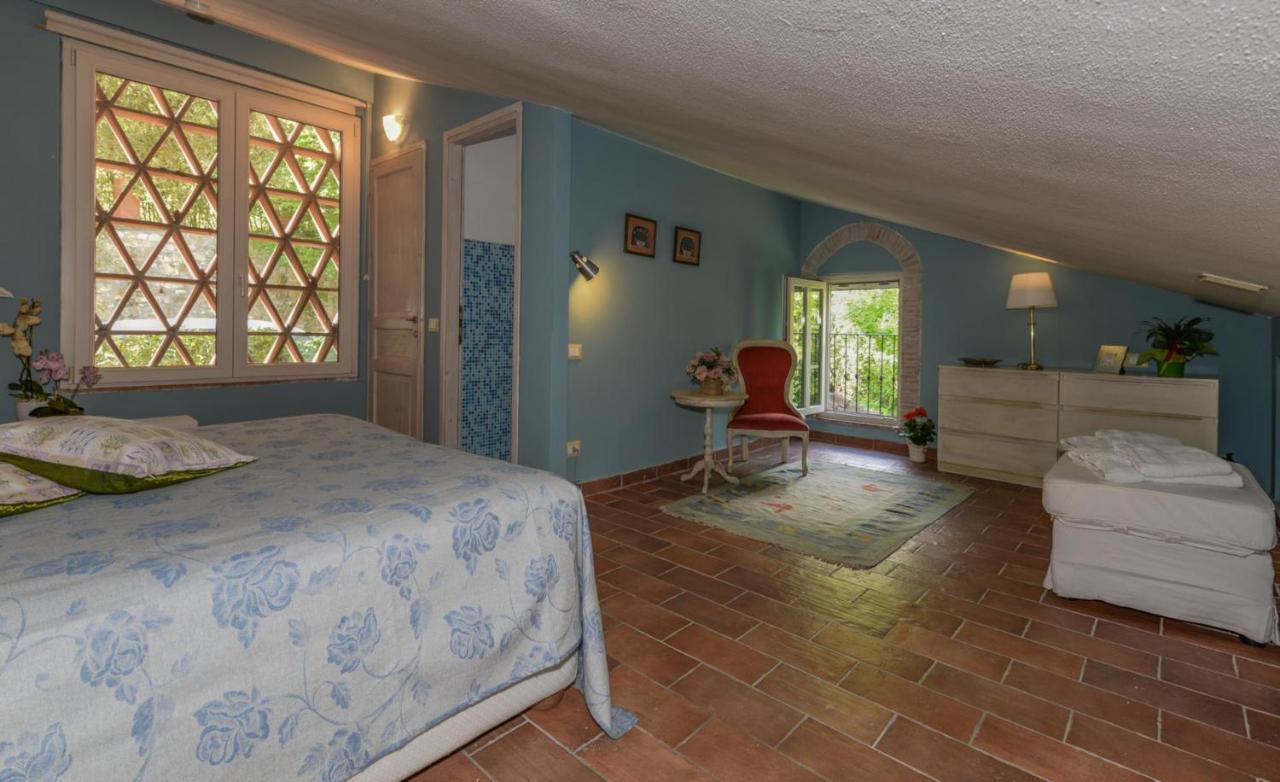Villa Con Piscina Esclusiva Nel Verde ลุคคา ภายนอก รูปภาพ